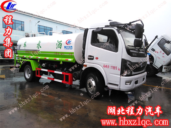 國六10方灑水車多少錢一輛？